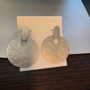 Kendra Scott  didi earrings
